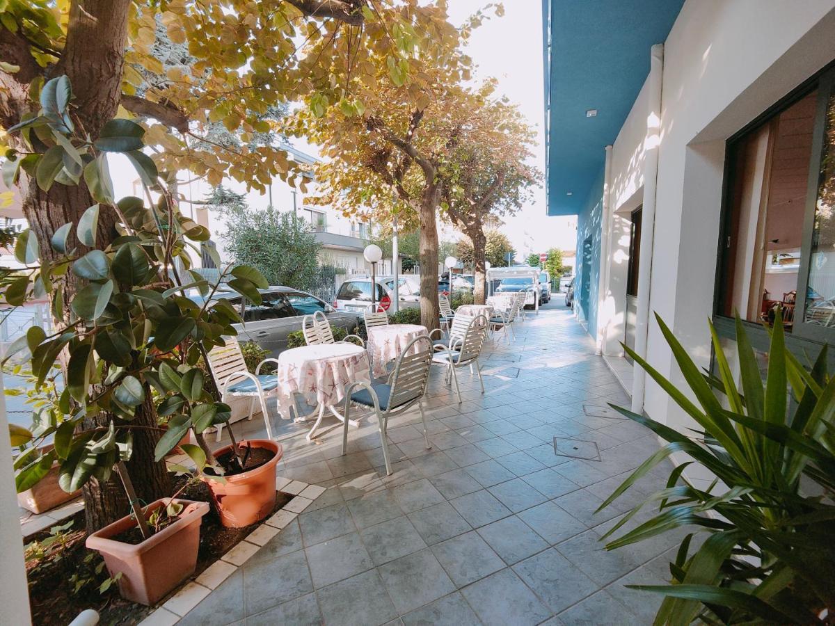 Hotel Marittimo Rimini Ngoại thất bức ảnh