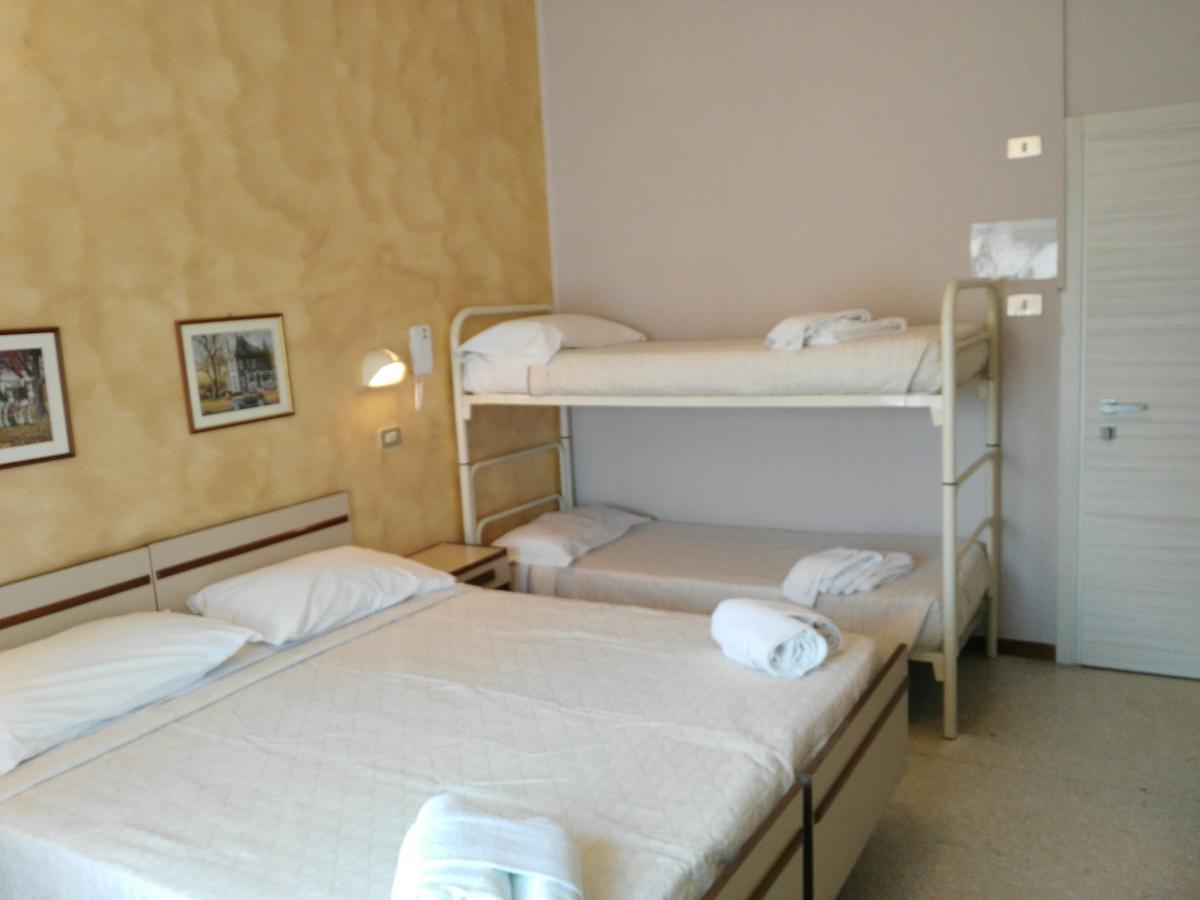 Hotel Marittimo Rimini Ngoại thất bức ảnh