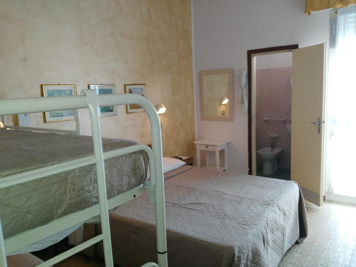 Hotel Marittimo Rimini Ngoại thất bức ảnh