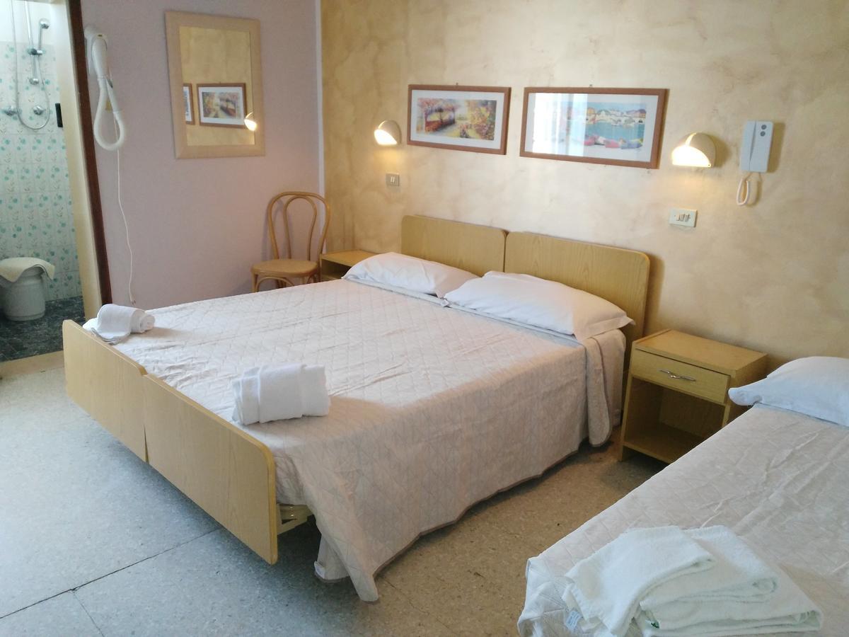 Hotel Marittimo Rimini Ngoại thất bức ảnh