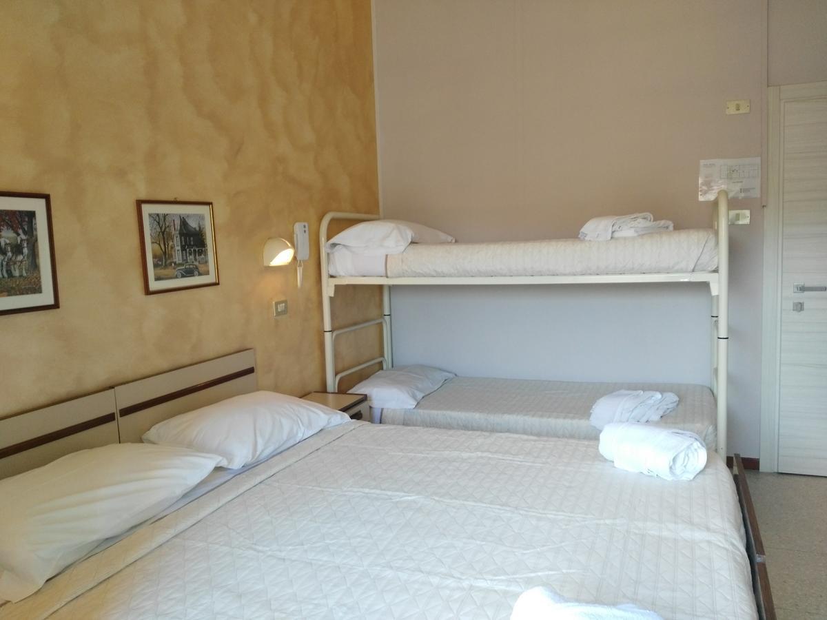Hotel Marittimo Rimini Ngoại thất bức ảnh