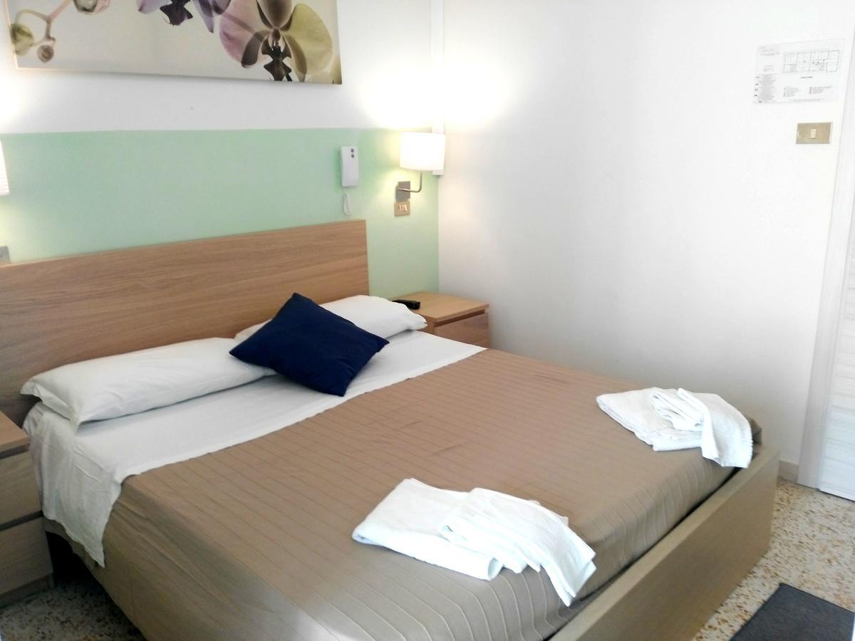 Hotel Marittimo Rimini Ngoại thất bức ảnh