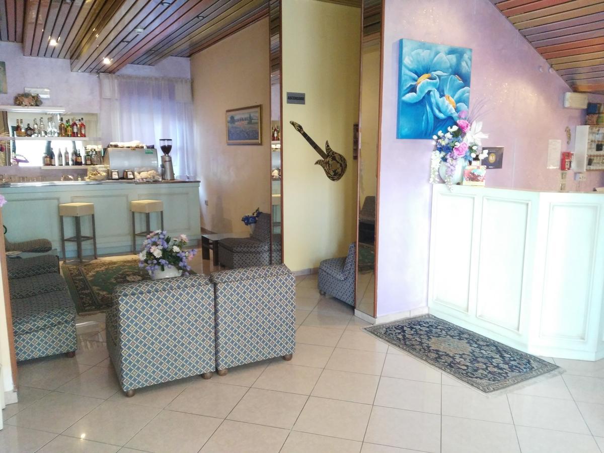Hotel Marittimo Rimini Ngoại thất bức ảnh