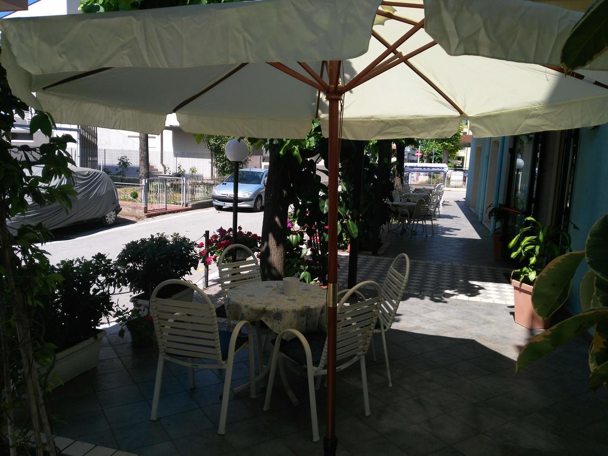 Hotel Marittimo Rimini Ngoại thất bức ảnh