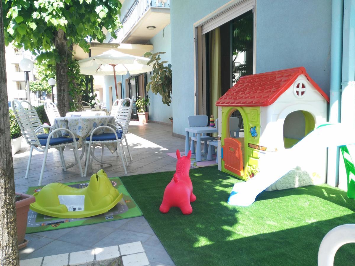 Hotel Marittimo Rimini Ngoại thất bức ảnh